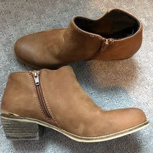 Steve Madden Flat Booties